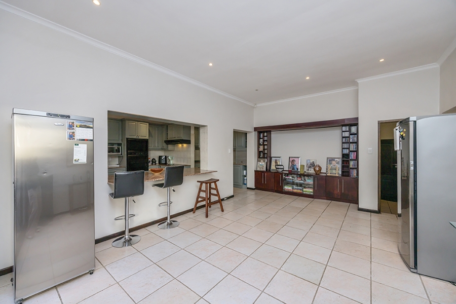 4 Bedroom Property for Sale in Valmary Park Western Cape